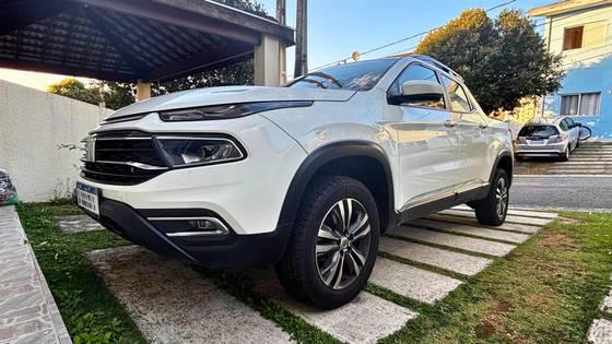 FIAT TORO 1.3 TURBO 270 FLEX FREEDOM AT6 FIAT TORO 1.3 TURBO 270 FLEX FREEDOM AT6